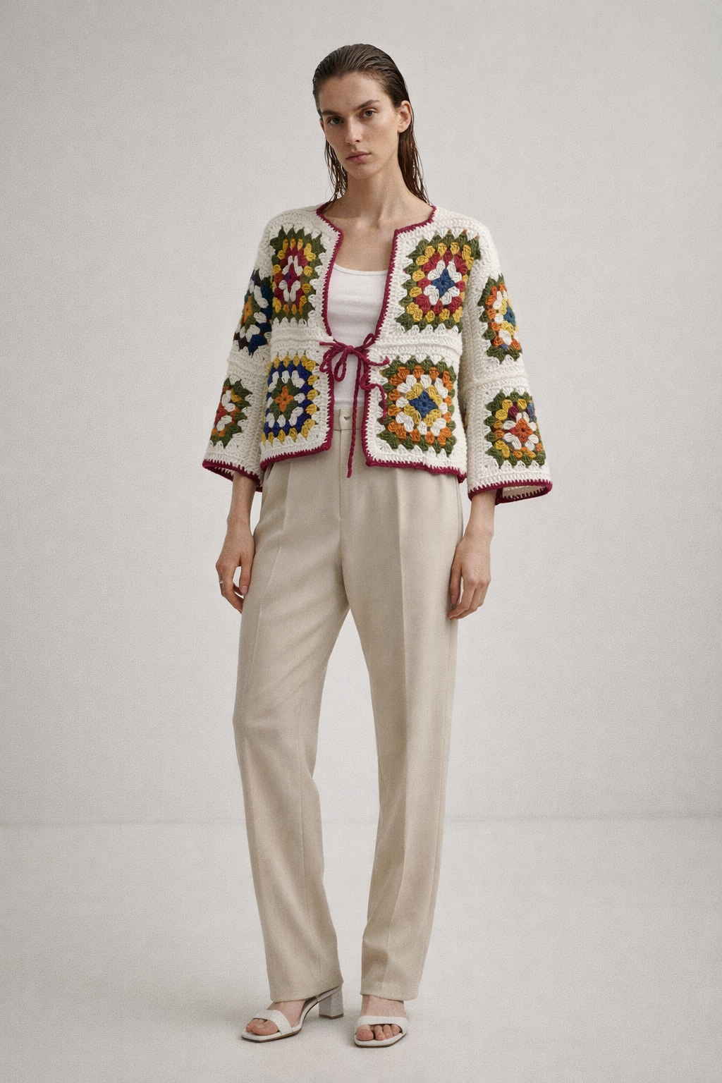 El Örgüsü Renkli Granny Motifli Kadın Hırkası