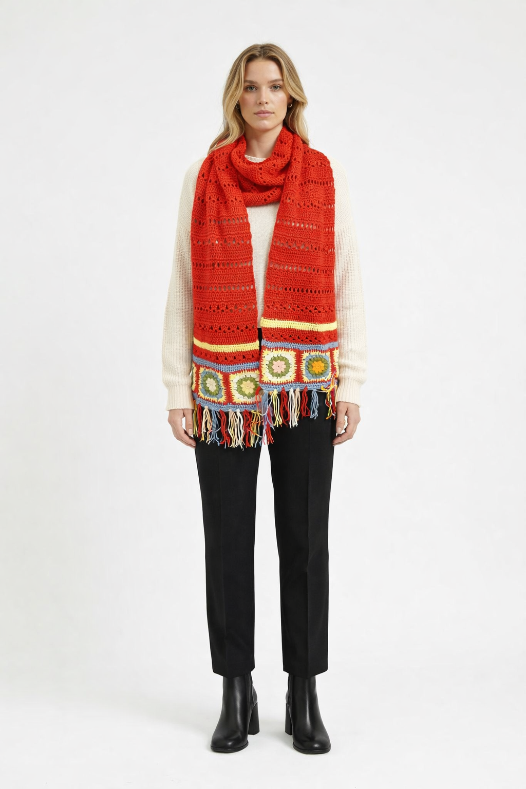 Motif Detaylı El Örgüsü Kırmızı Atkı