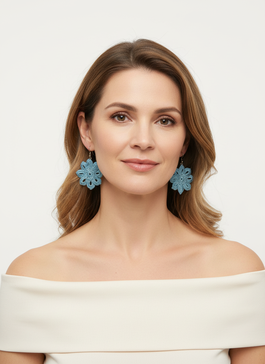 El Örgüsü Çiçek Küpe