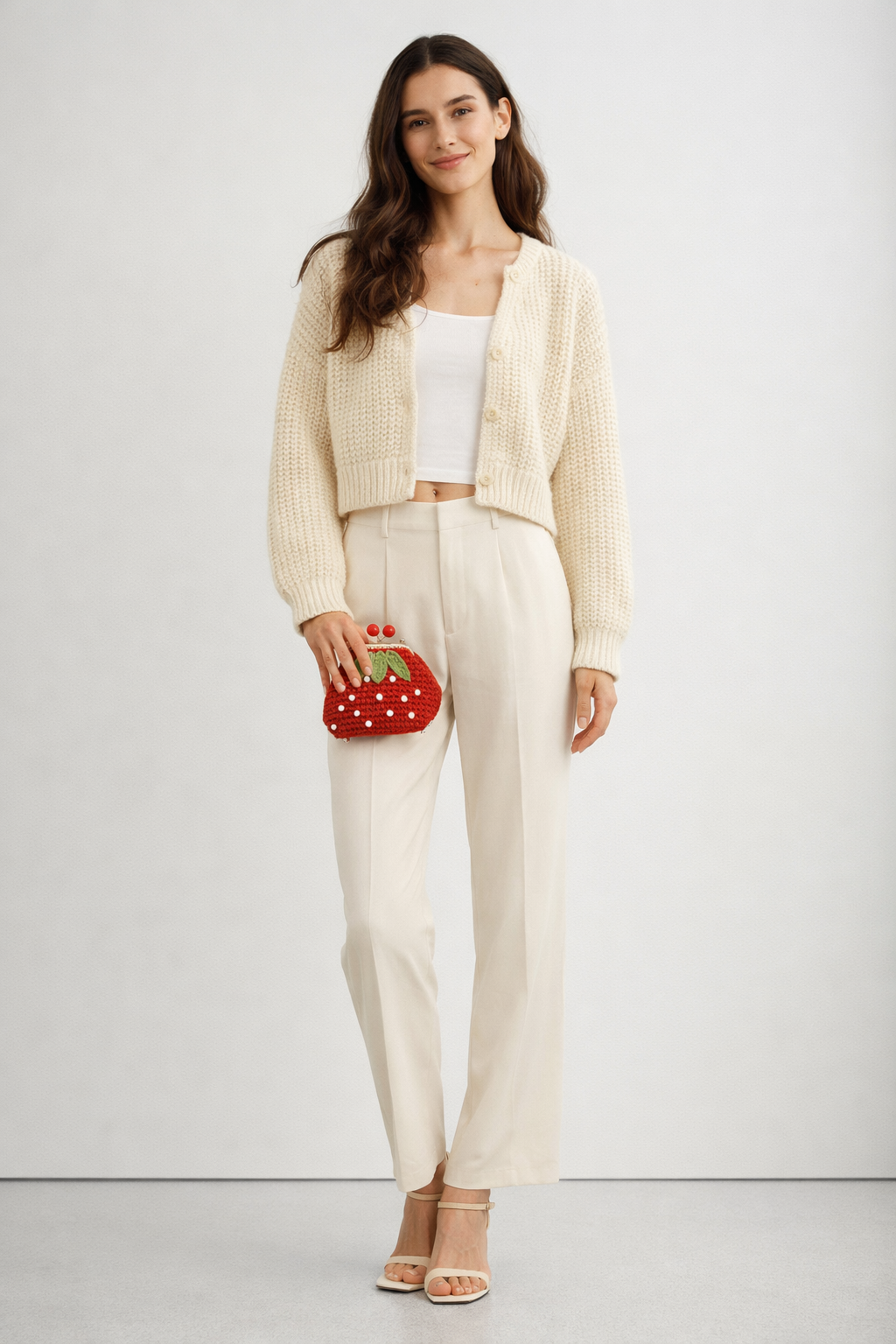 El Örgüsü Çilek Tasarımlı Mini Çanta