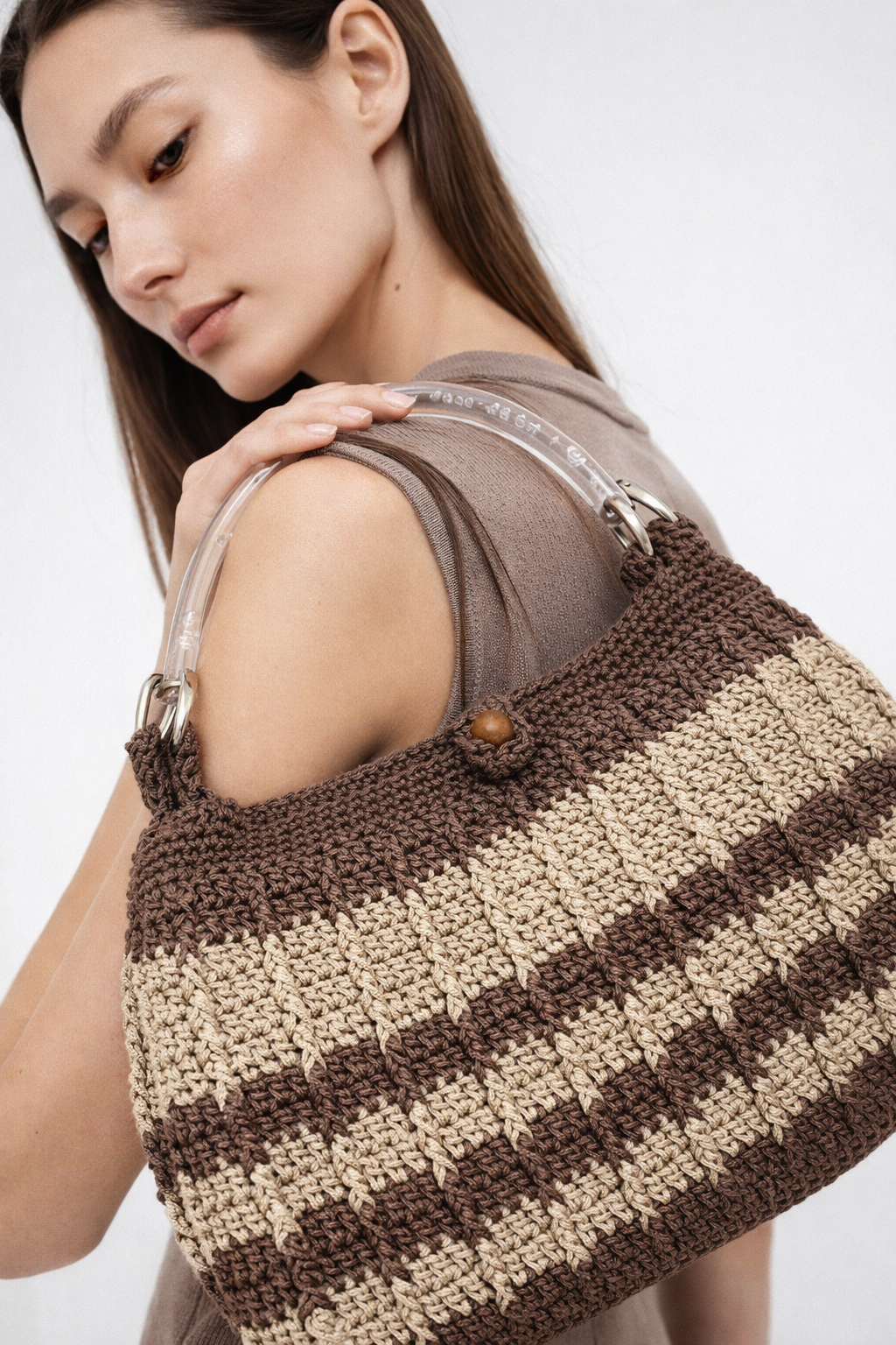 El Örgüsü Şerit Desenli Çanta